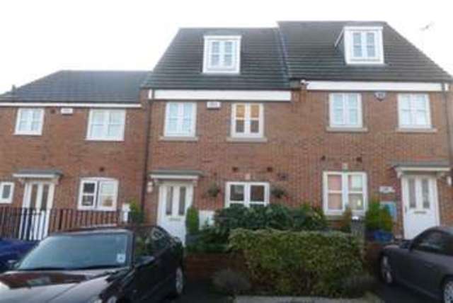  Image of 3 bedroom Property to rent in Myrtle Drive Sheffield S2 at Sheffield, S2 3HG