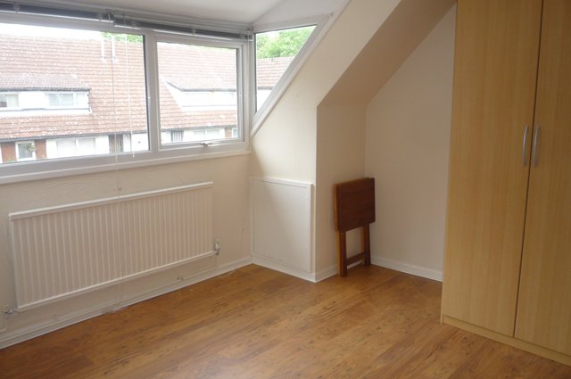  Image of 2 bedroom Flat to rent in Nansen Close Old Hall Warrington WA5 at Old Hall Warrington Great Sankey, WA5 9PX