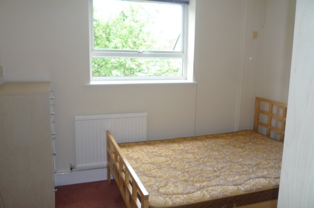  Image of 2 bedroom Flat to rent in Nansen Close Old Hall Warrington WA5 at Old Hall Warrington Great Sankey, WA5 9PX