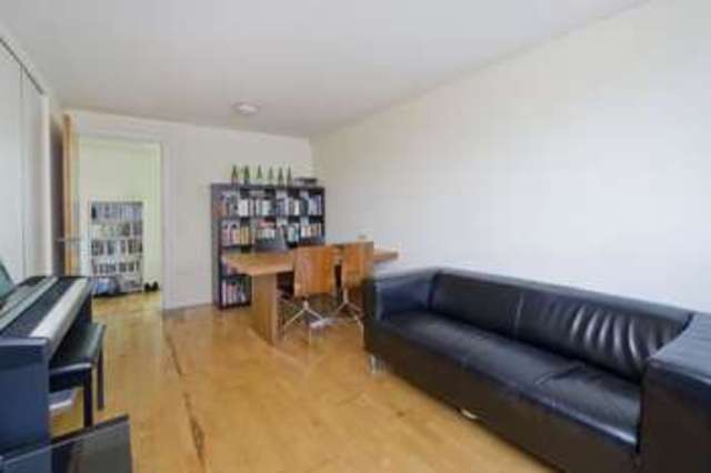  Image of 1 bedroom Flat to rent in Naoroji Street London WC1X at Finsbury London King