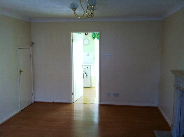  Image of 3 bedroom Semi-Detached house to rent in Navigation Way Hull HU9 at Victoria Dock  Hull, HU9 1SW