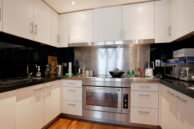  Image of 2 bedroom Apartment to rent in Fairmont Avenue London E14 at Fairmont Avenue  London, E14 9PB