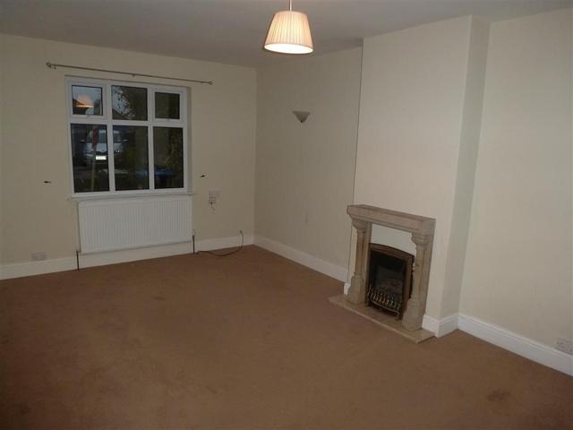  Image of 3 bedroom Semi-Detached house to rent in New Road Youlgrave Bakewell DE45 at New Road Youlgrave BAKEWELL, DE45 1WP