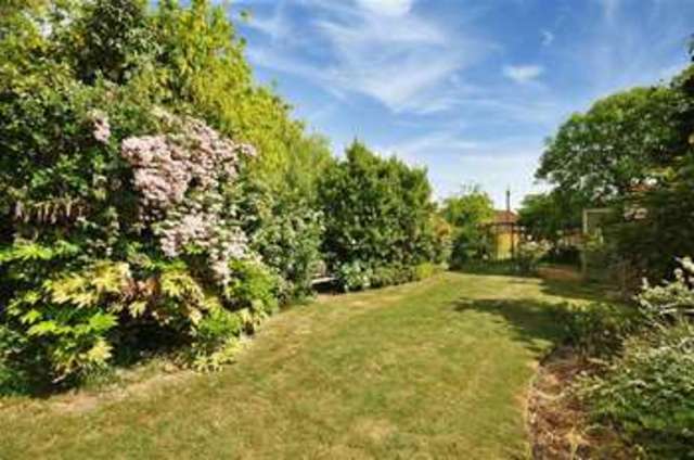  Image of 6 bedroom Detached house for sale in Newchurch Romney Marsh TN29 at Romney Marsh Kent Romney Marsh, TN29 0DZ