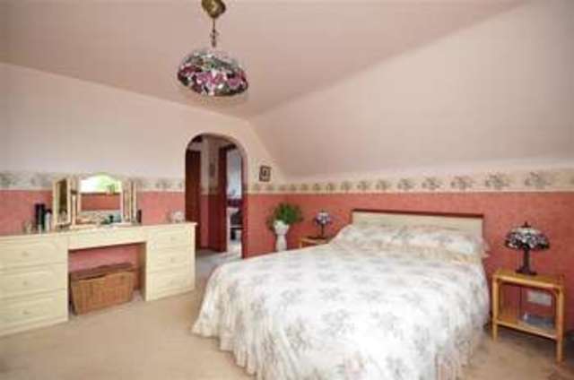  Image of 6 bedroom Detached house for sale in Newchurch Romney Marsh TN29 at Romney Marsh Kent Romney Marsh, TN29 0DZ