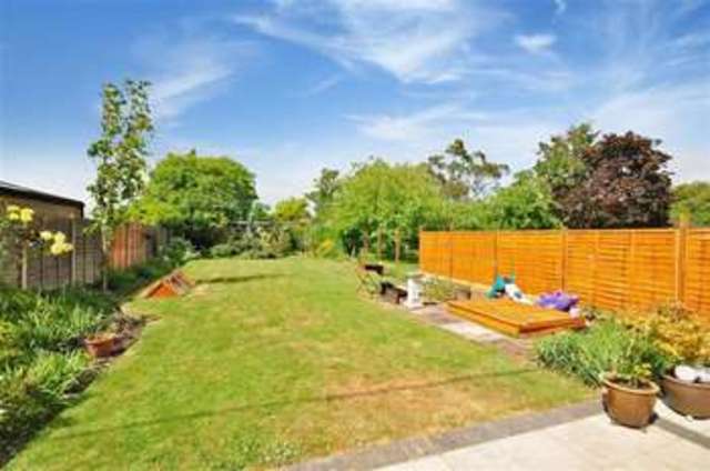  Image of 6 bedroom Detached house for sale in Newchurch Romney Marsh TN29 at Romney Marsh Kent Romney Marsh, TN29 0DZ