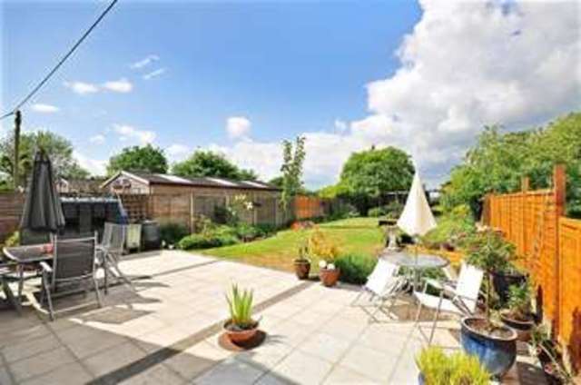  Image of 6 bedroom Detached house for sale in Newchurch Romney Marsh TN29 at Romney Marsh Kent Romney Marsh, TN29 0DZ