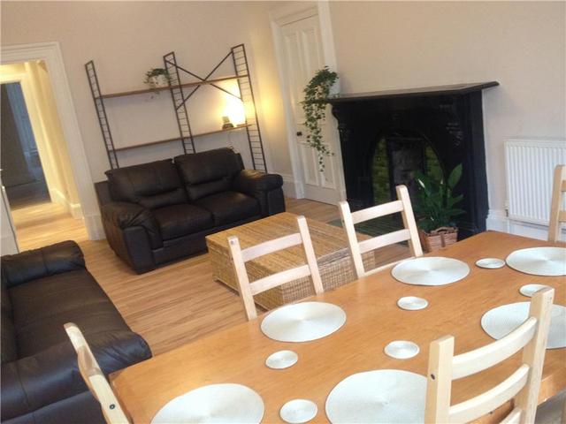  Image of 2 bedroom Flat to rent in Newington Road Edinburgh EH9 at Newington Edinburgh Edinburgh, EH9 1QS