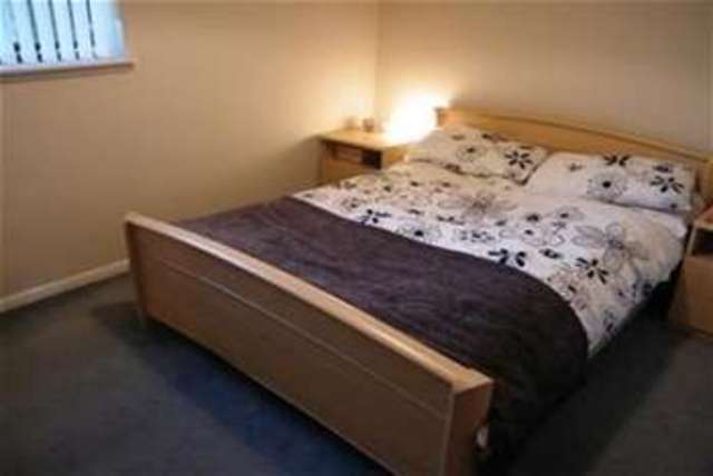  Image of 2 bedroom Flat to rent in Nutberry Court Glasgow G42 at Glasgow, G42 8BB