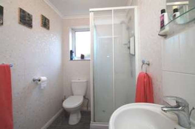  Image of 3 bedroom Detached house for sale in Oakdene Drive Tolworth Surbiton KT5 at Tolworth Surbiton Surrey, KT5 9NH
