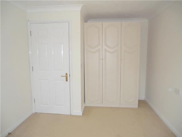  Image of 2 bedroom Apartment to rent in Oakley Road Southampton SO16 at Oakley Court 1 Oakley Road Southampton, SO16 4FA