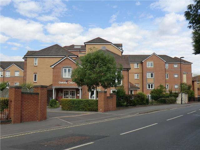  Image of 2 bedroom Apartment to rent in Oakley Road Southampton SO16 at Oakley Court 1 Oakley Road Southampton, SO16 4FA
