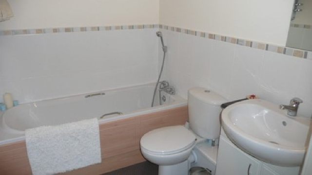  Image of 2 bedroom Apartment to rent in Orchard Place Southampton SO14 at Orchard Place  Southampton, SO14 3HW