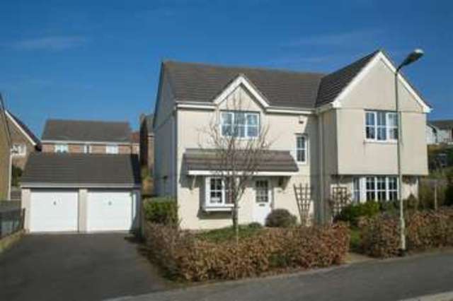 Image of 4 bedroom Detached house for sale in Balmoral Crescent Okehampton EX20 at Okehampton, EX20 1GN