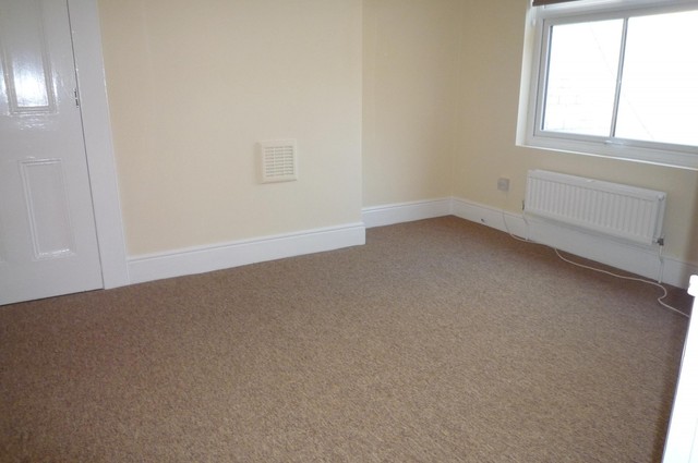  Image of 3 bedroom Detached house to rent in Old Commercial Road Portsmouth PO1 at Portsmouth, PO1 4QH
