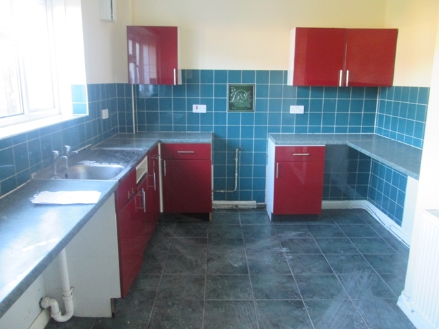  Image of 3 bedroom Detached house to rent in Outmore Road Kitts Green Birmingham B33 at Outmore Road Sheldon Birmingham, B33 0XL