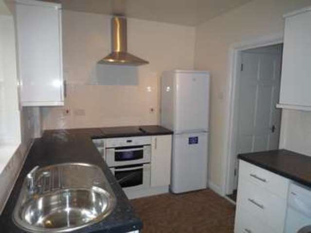  Image of 3 bedroom Detached house to rent in Parkhurst Road Sutton SM1 at Sutton, SM1 3RZ