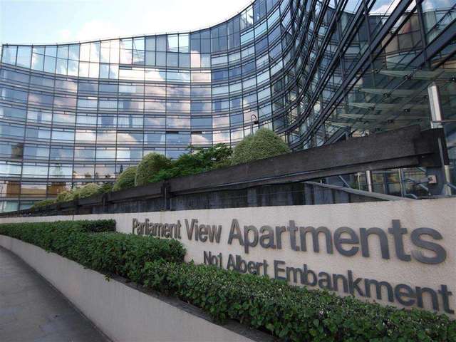  Image of 1 bedroom Apartment to rent in Albert Embankment London SE1 at Albert Embankment Westminster Bridge London, SE1 7XN