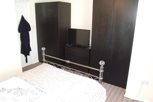  Image of 3 bedroom Detached house for sale in Peck Way Rushden NN10 at Rushden Northamptonshire Rushden, NN10 6BD