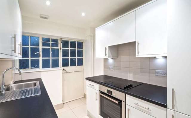  Image of 2 bedroom Flat to rent in Fulham Road London SW3 at Fulham Road  London, SW3 6SH
