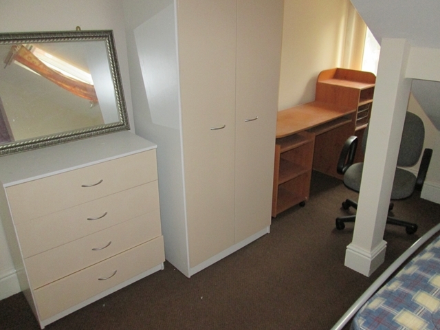  Image of 1 bedroom House Share to rent in Pershore Road Selly Park Birmingham B29 at Pershore Road  Birmingham, B29 7PX