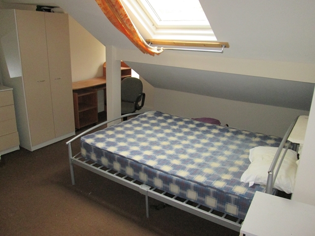  Image of 1 bedroom House Share to rent in Pershore Road Selly Park Birmingham B29 at Pershore Road  Birmingham, B29 7PX