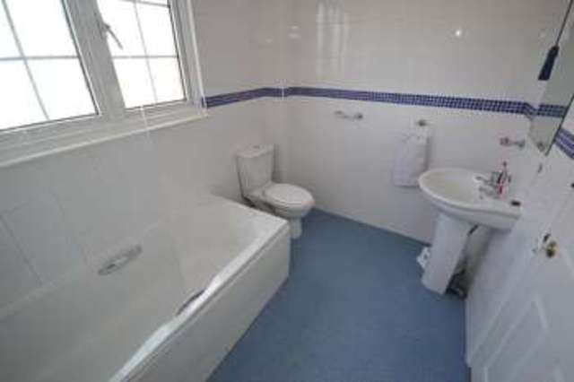  Image of 4 bedroom Detached house for sale in Pledwick Lane Wakefield WF2 at Sandal Wakefield West Yorkshire, WF2 6DN