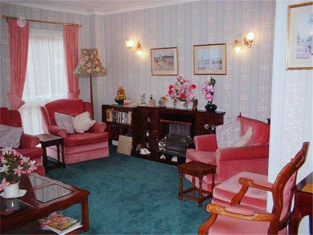  Image of 1 bedroom Apartment to rent in Priory Court Blackpool FY1 at Priory Court Raikes Parade Blackpool, FY1 4EW