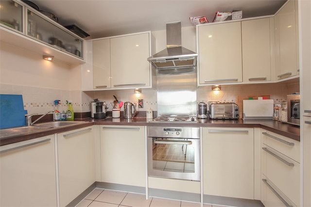  Image of 2 bedroom Flat to rent in Lord Street Watford WD17 at 2 Lord Street  Watford, WD17 2LQ