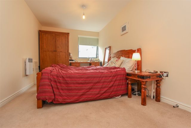  Image of 2 bedroom Flat to rent in Lord Street Watford WD17 at 2 Lord Street  Watford, WD17 2LQ