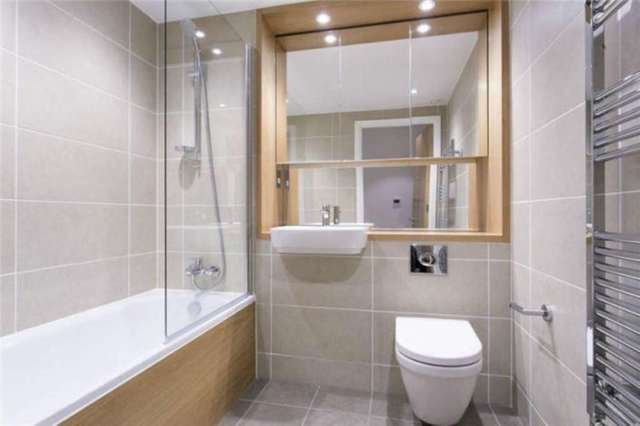  Image of 2 bedroom Apartment to rent in Rathbone Market Barking Road London E16 at Rathbone Market Canning Town London, E16 1EH