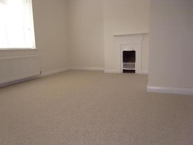  Image of 3 bedroom Detached house to rent in Raymond Crescent Guildford GU2 at Guildford, GU2 7SZ