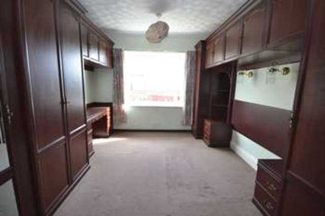  Image of 3 bedroom Semi-Detached house for sale in Regent Street Wakefield WF1 at Wakefield West Yorkshire, WF1 5HR