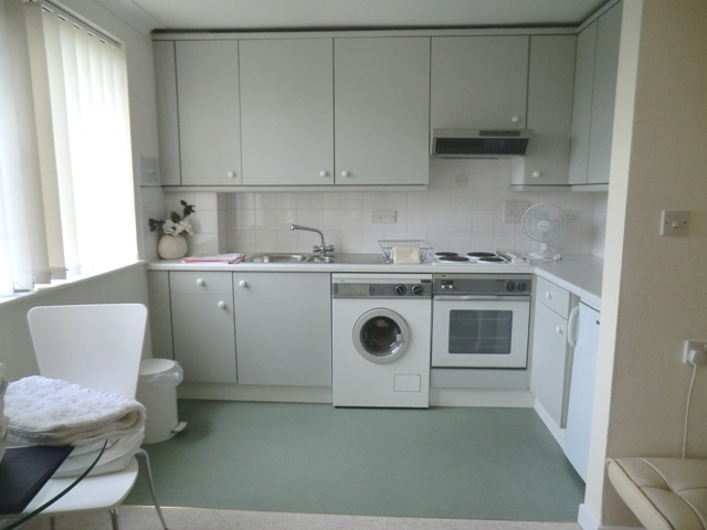  Image of 1 bedroom Apartment to rent in Lansdowne Gardens Bournemouth BH1 at Restharrow Lansdowne Gardens Bournemouth, BH1 1QR