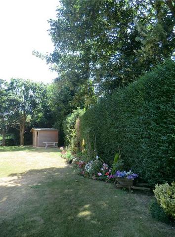 Image of 1 bedroom Apartment to rent in Lansdowne Gardens Bournemouth BH1 at Restharrow Lansdowne Gardens Bournemouth, BH1 1QR