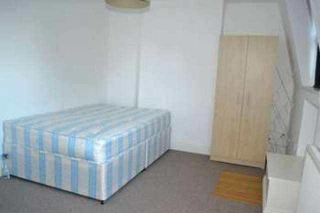 Image of 2 bedroom Flat to rent in Rhyl Street London NW5 at Kentish Town  Camden, NW5 3HB