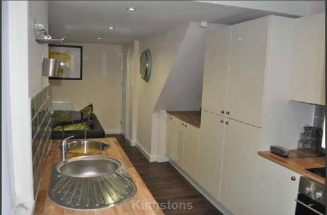  Image of 7 bedroom Detached house to rent in Rhymney Street Cardiff CF24 at Rhymney Street Cathays Cardiff, CF24 4DJ