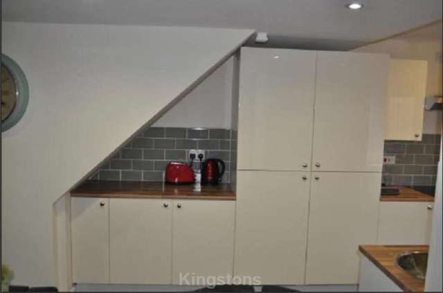  Image of 7 bedroom Detached house to rent in Rhymney Street Cardiff CF24 at Rhymney Street Cathays Cardiff, CF24 4DJ