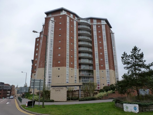 2 Bedroom Flat To Rent In Richmond Hill Drive Bournemouth Bh2