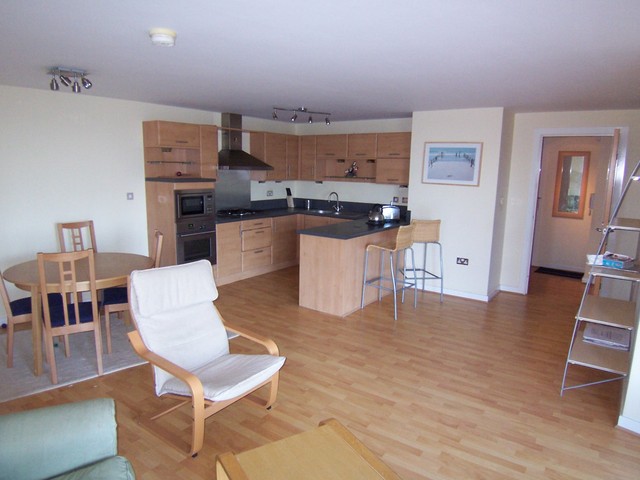  Image of 2 bedroom Flat to rent in Richmond Hill Drive Bournemouth BH2 at 1 Richmond Hill Drive  Bournemouth, BH2 6LT