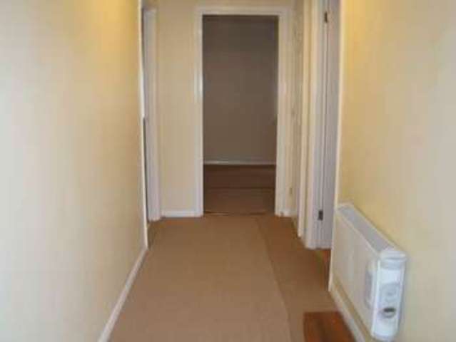  Image of 1 bedroom Flat to rent in River View Gillingham ME8 at River View  Gillingham, ME8 6XW