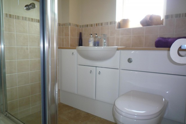  Image of 3 bedroom Detached house to rent in Robin Road Burgess Hill RH15 at Burgess Hill, RH15 9XX