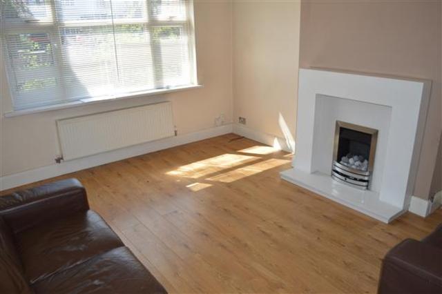  Image of 2 bedroom End of Terrace to rent in Rockingham Road Yardley Birmingham B25 at Yardley, B25 8RG