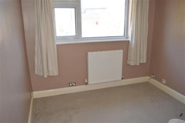  Image of 2 bedroom End of Terrace to rent in Rockingham Road Yardley Birmingham B25 at Yardley, B25 8RG
