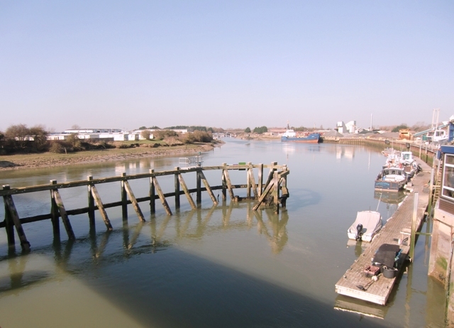  Image of 1 bedroom Apartment to rent in Gloucester Road Littlehampton BN17 at Rose Court Gloucester Road Littlehampton, BN17 7EL