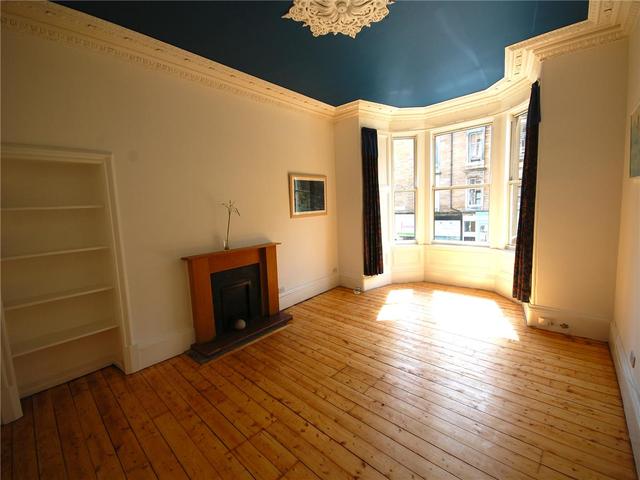  Image of 3 bedroom Flat to rent in Roseneath Street Edinburgh EH9 at Marchmont Edinburgh Edinburgh, EH9 1JH