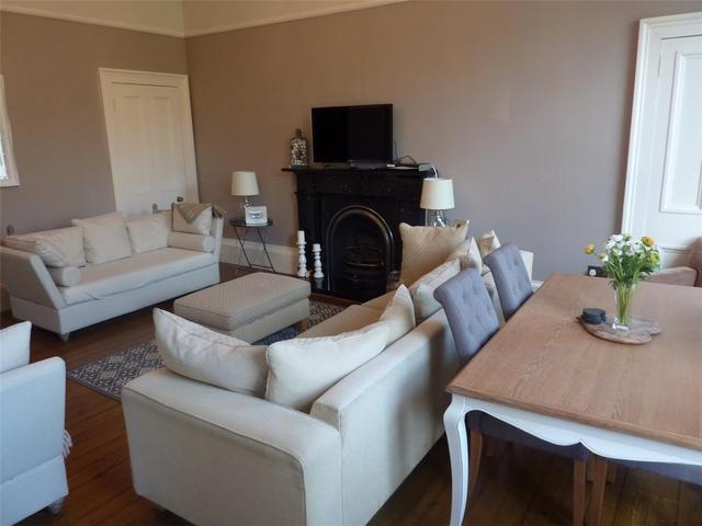  Image of 2 bedroom Flat to rent in Royal Terrace Glasgow G3 at Park Glasgow Glasgow, G3 7NT