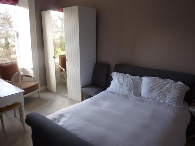  Image of 2 bedroom Flat to rent in Royal Terrace Glasgow G3 at Park Glasgow Glasgow, G3 7NT