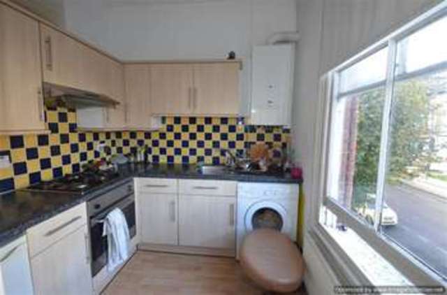  Image of 1 bedroom Flat to rent in Sandringham Road London E8 at Hackney, E8 2LL