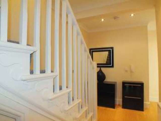  Image of 2 bedroom Flat for sale in East Walk Seaton EX12 at East Walk  Seaton, EX12 2NP